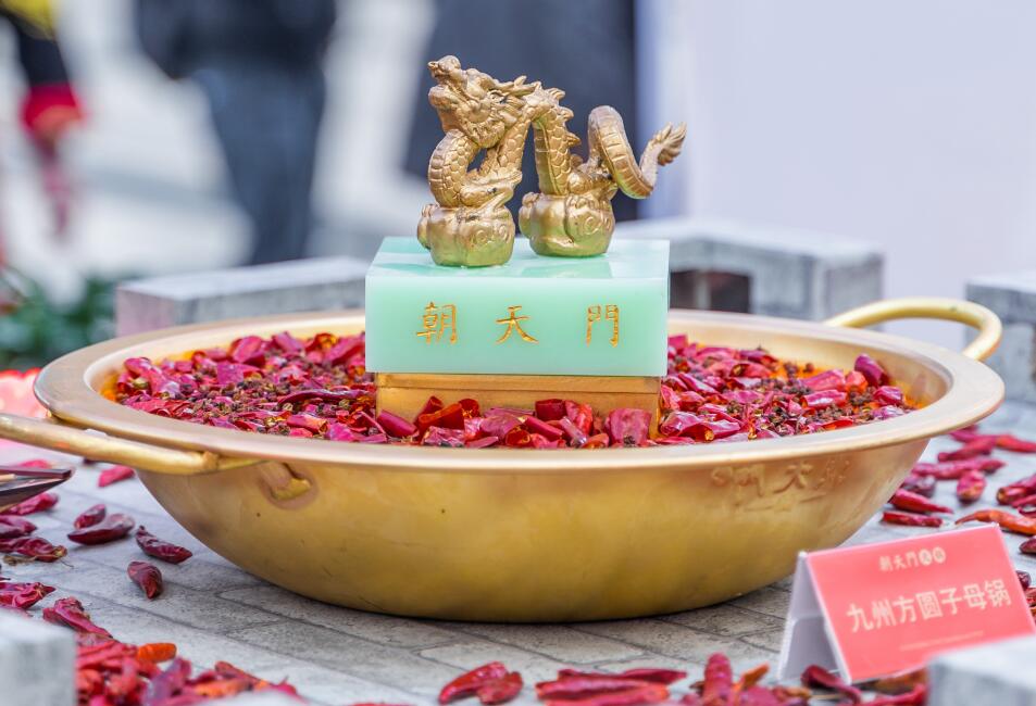 閬中開(kāi)火鍋加盟店好嗎？當(dāng)?shù)叵M(fèi)水平如何？